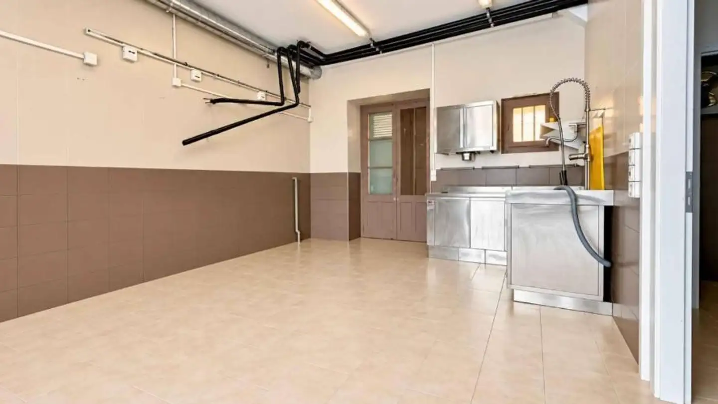 Magasin à louer - Rue Caroline 6, 1227 Les Acacias - Photo 4