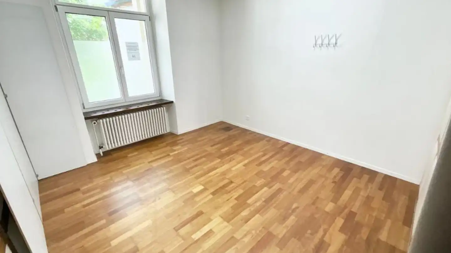 Commercial for rent - 2800 Delémont - Photo 4