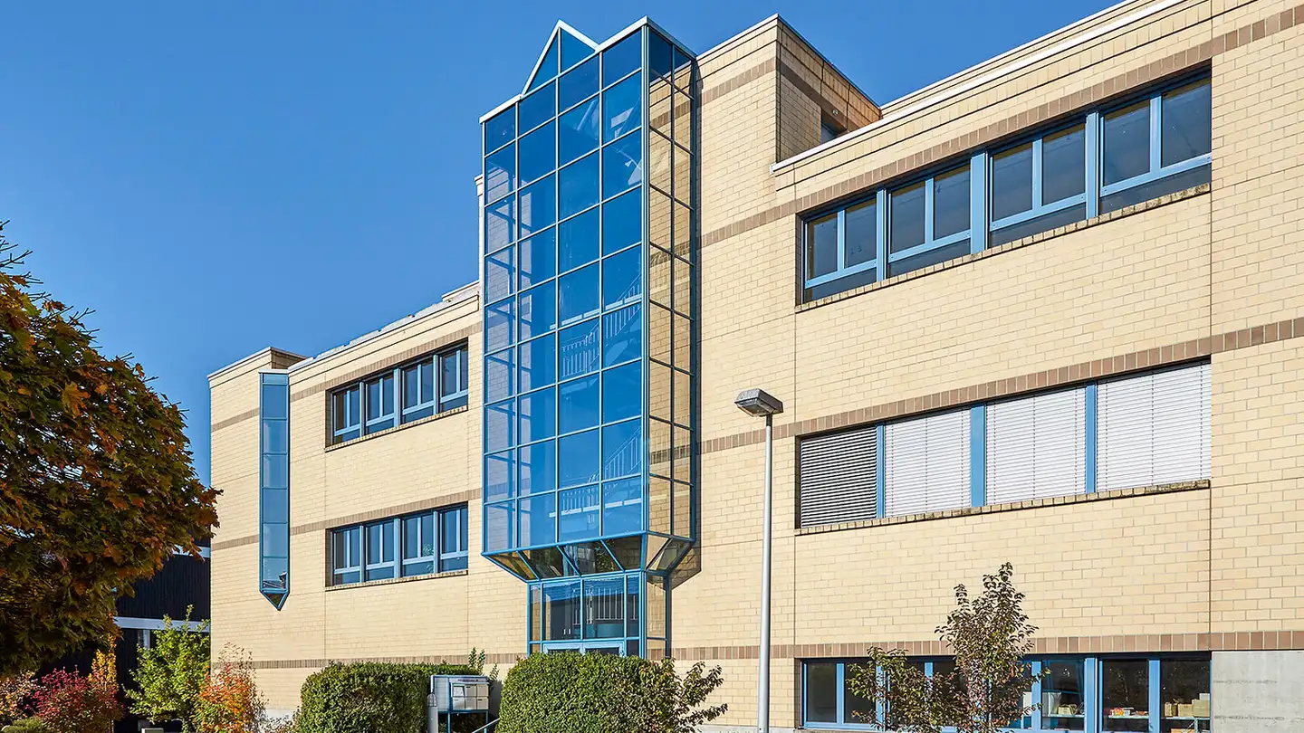Commerciale in affitto - Allmendstrasse 38, 8320 Fehraltorf