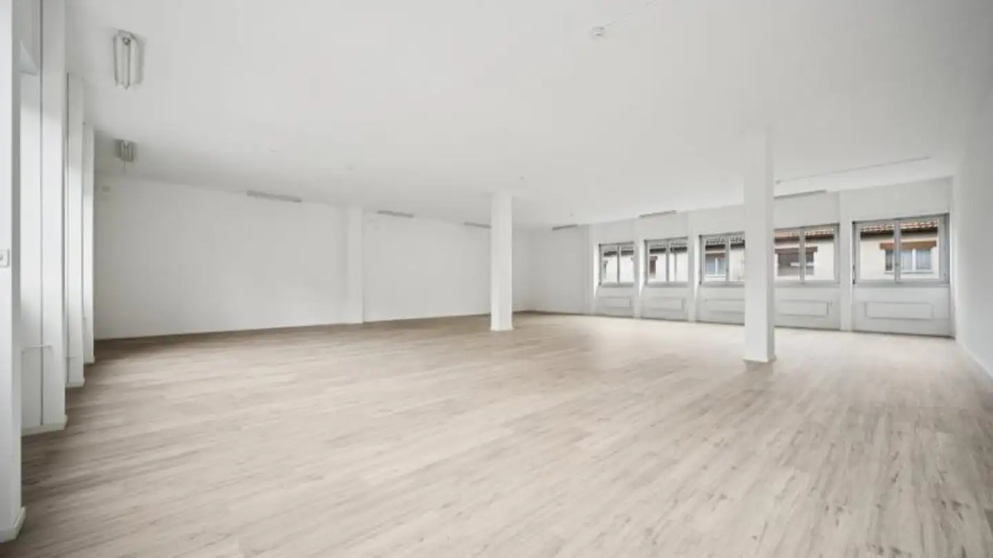 Bureau à louer - Schöneggstrasse 38, 8953 Dietikon