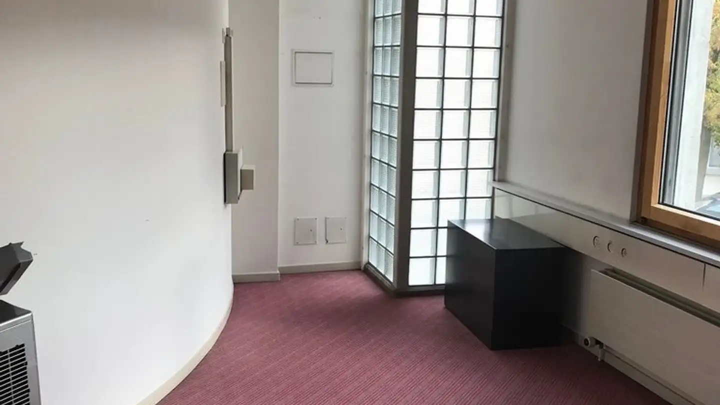 Bürofläche mieten - Bahnhofstrasse 16, 4242 Laufen - Foto 2