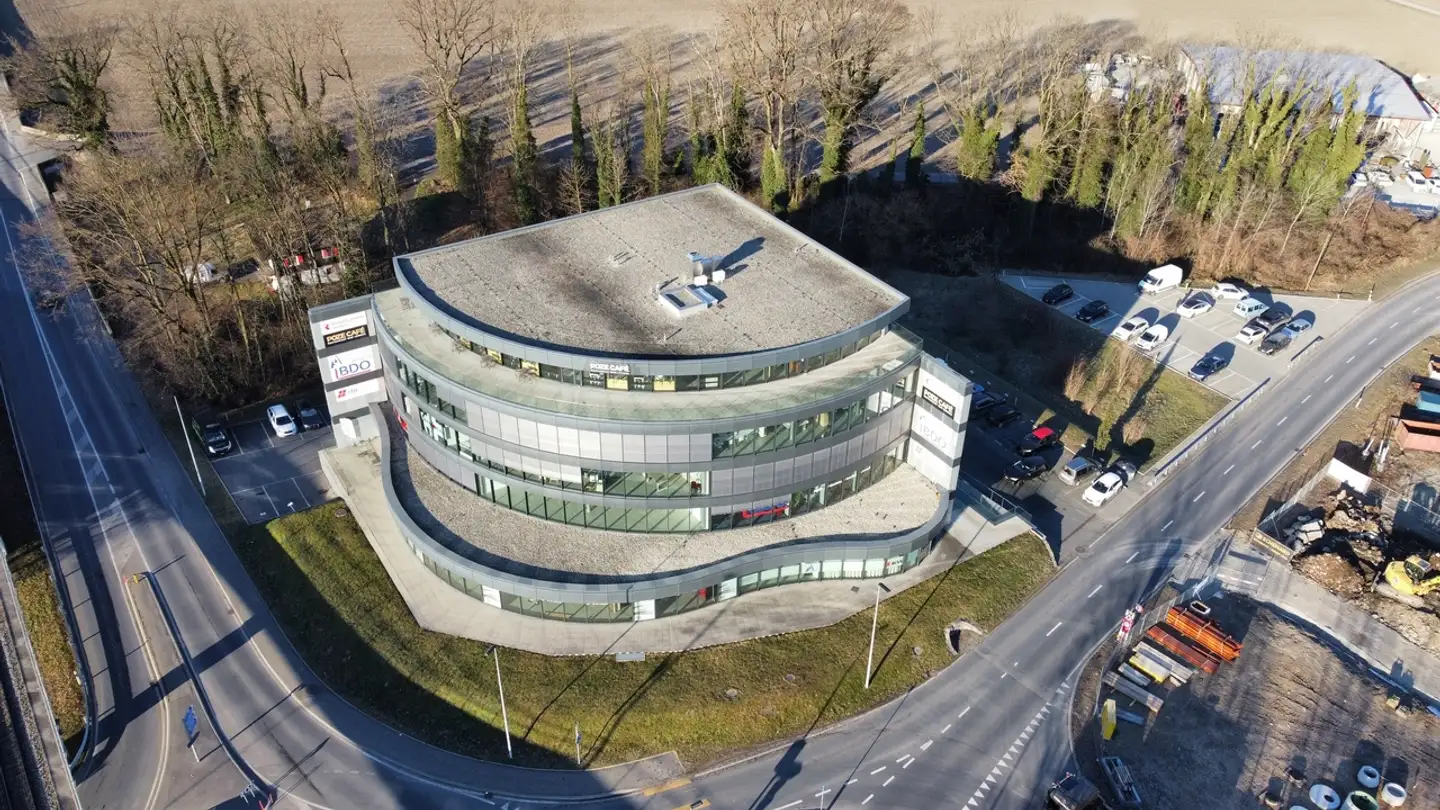 Office space for rent - Route Des Iles 1, 1870 Monthey - Photo 2