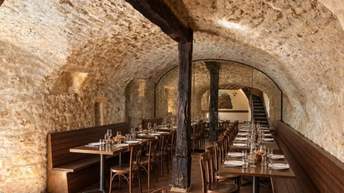 Restaurant for rent - Rue de la Croix-d'Or 1, 2068 Hauterive NE