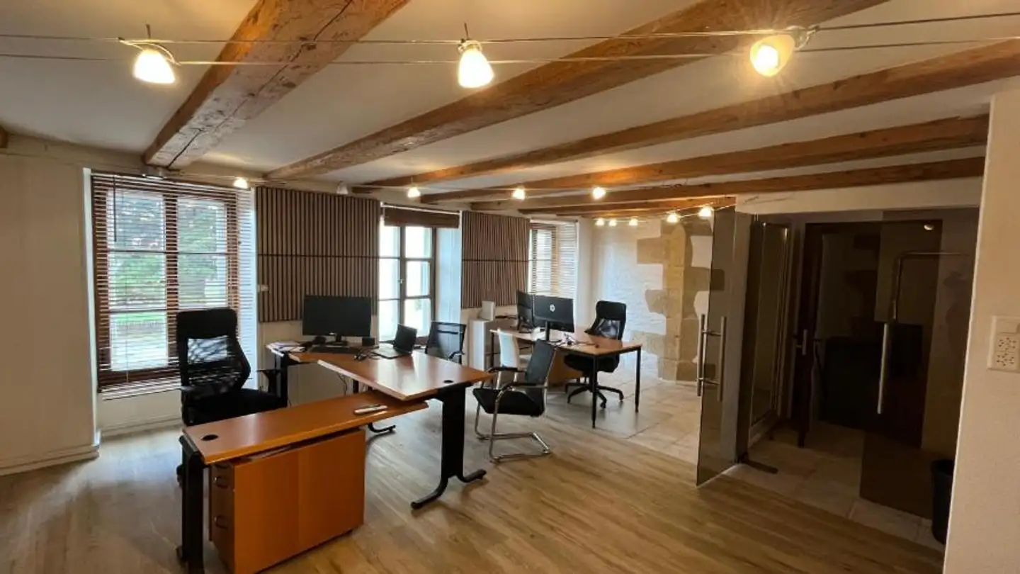 Office space for rent - Rue Du Château 23, 2034 Peseux - Photo 2