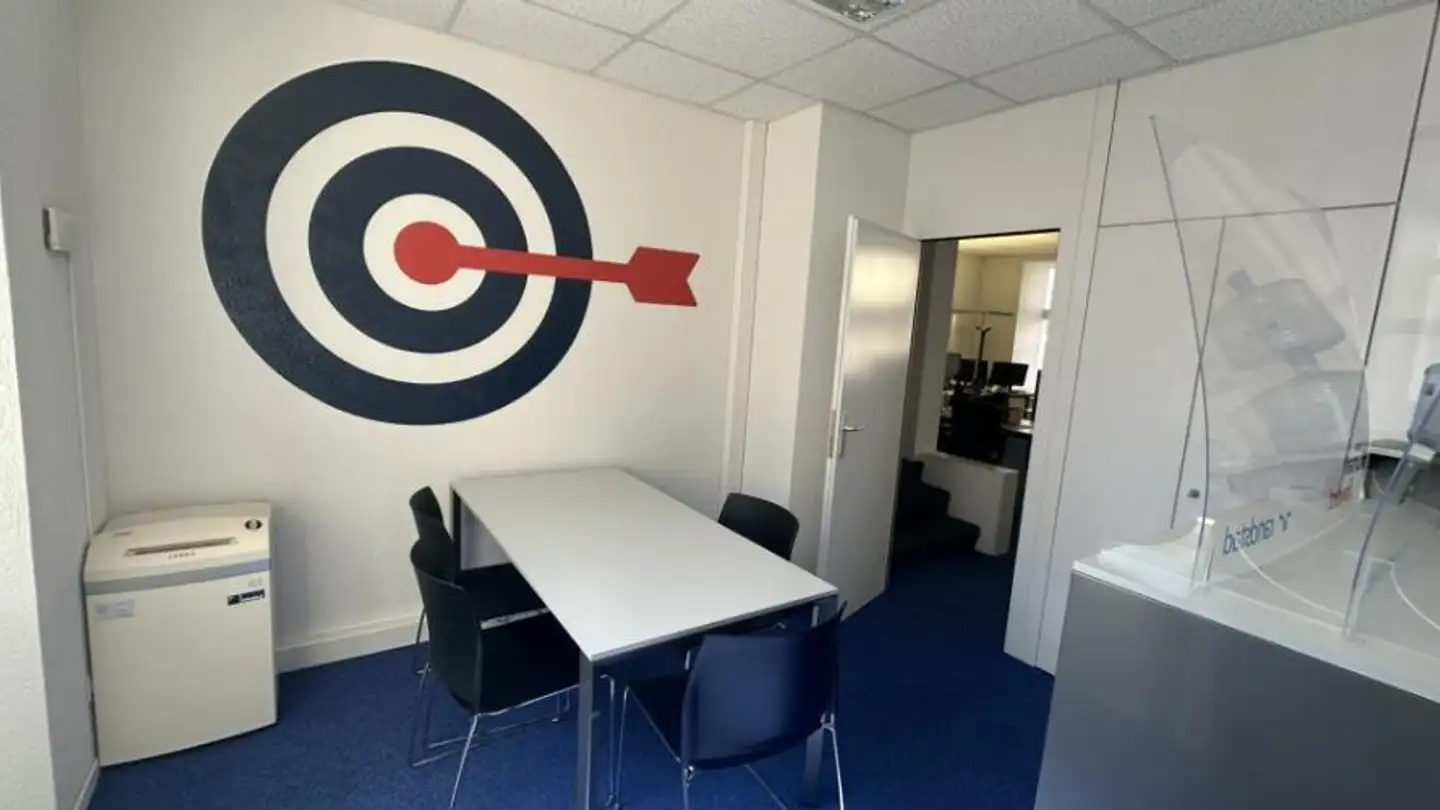 Commercial for rent - Avenue Léopold-Robert 33, 2300 La Chaux-de-Fonds - Photo 4