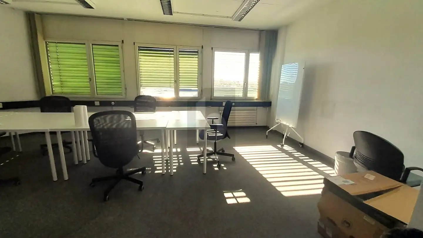 Office space for rent - 1030 Bussigny - Photo 3