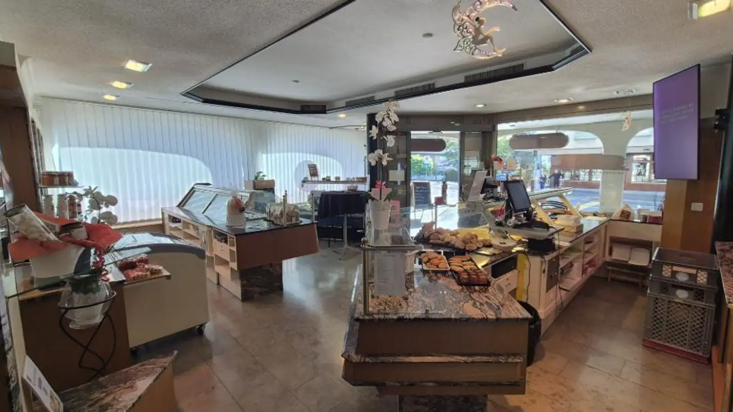 Commercial for rent - Grand-Rue 2, 1814 La Tour-de-Peilz - Photo 2
