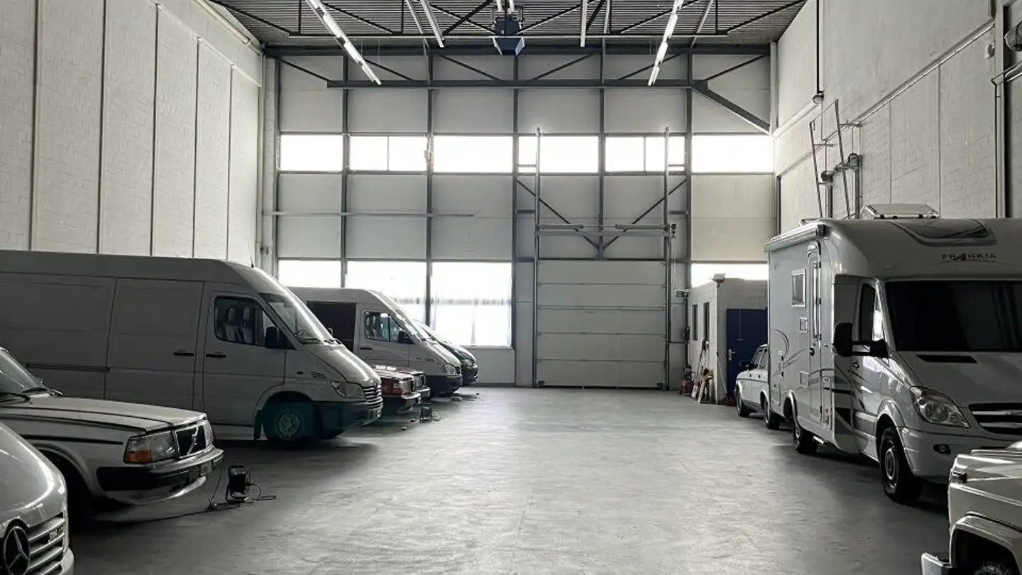 Commercial for rent - Industriestrasse 21, 5314 Kleindöttingen - Photo 3