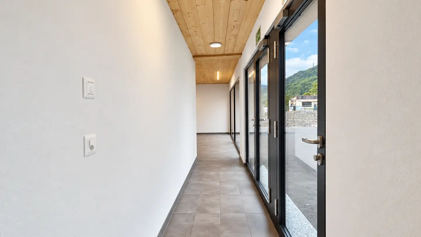 Office space for rent - Avenue Du Simplon 21, 1870 Monthey - Photo 3