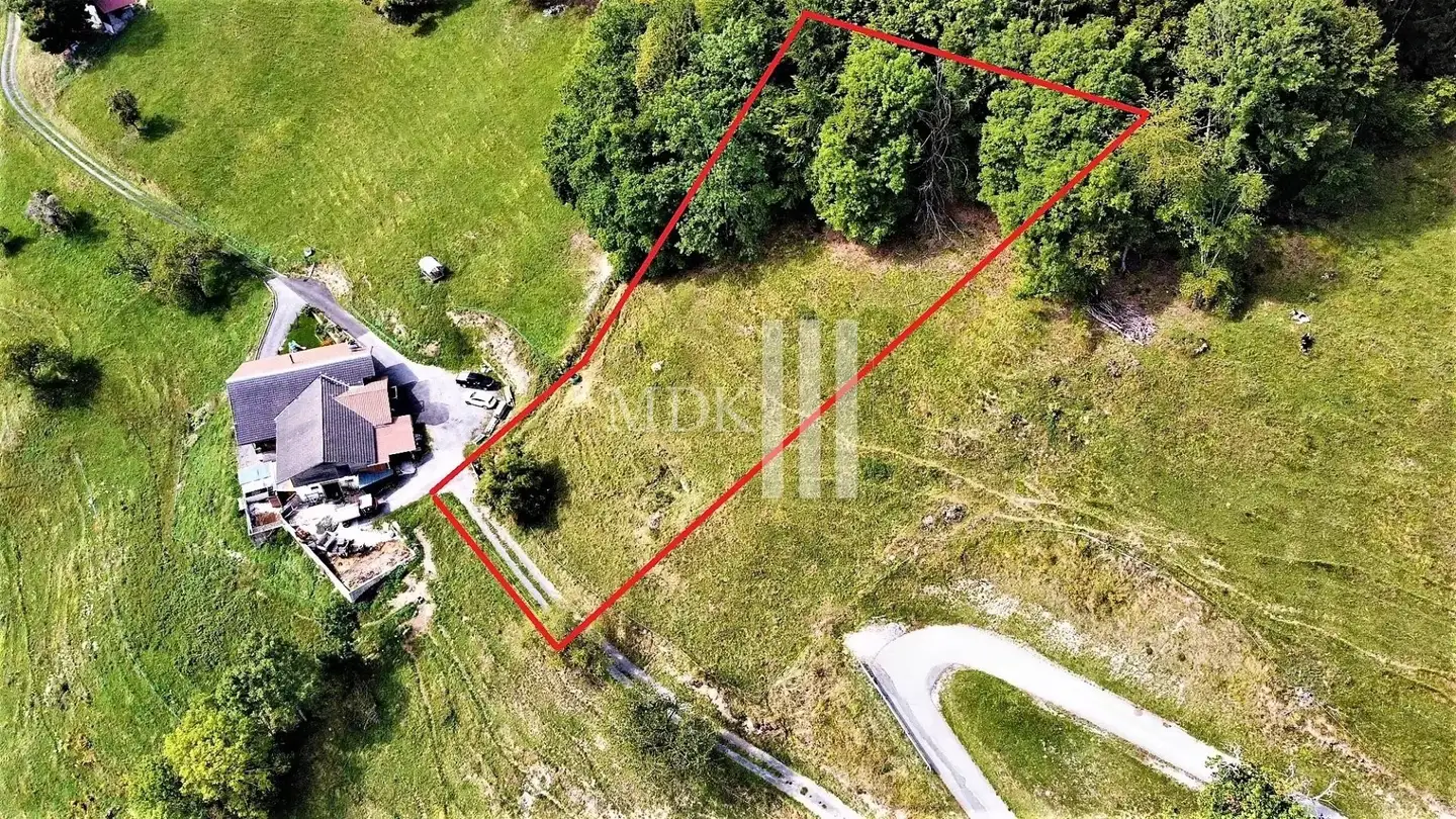 Constructible plot for sale - 1868 Collombey