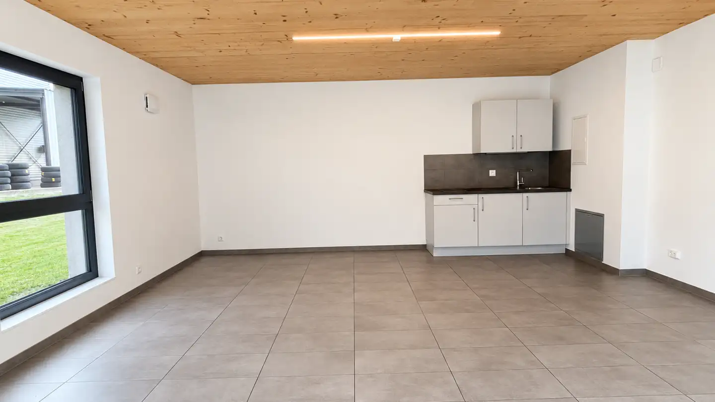Office space for rent - Avenue Du Simplon 21, 1870 Monthey - Photo 2