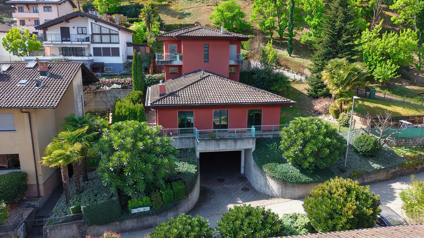 Single house for sale - 6928 Manno