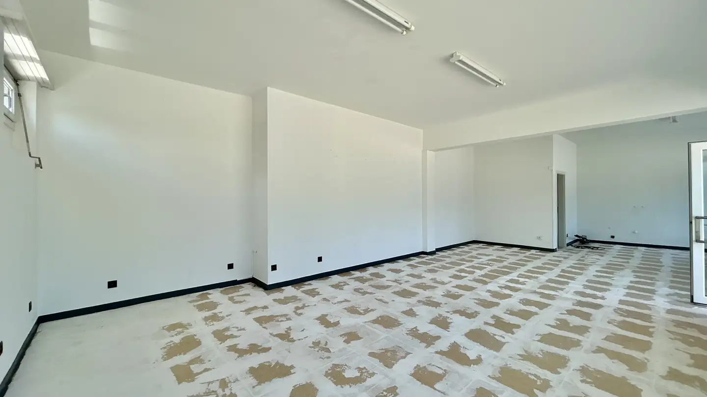 Mischgenutztes Gebäude mieten - 6982 Agno - Foto 3