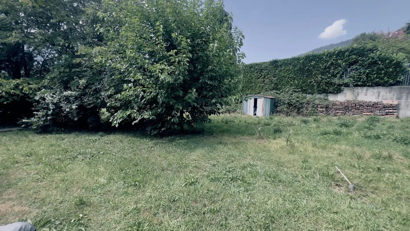 Commercial building plot for sale - 6946 Ponte Capriasca