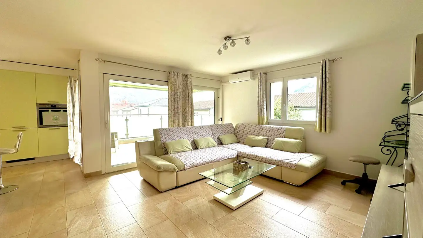 Appartamento in vendita - 6532 Castione