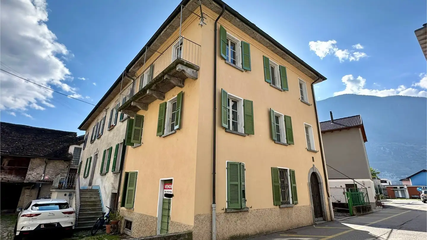 Einfamilienhaus kaufen - 6710 Biasca