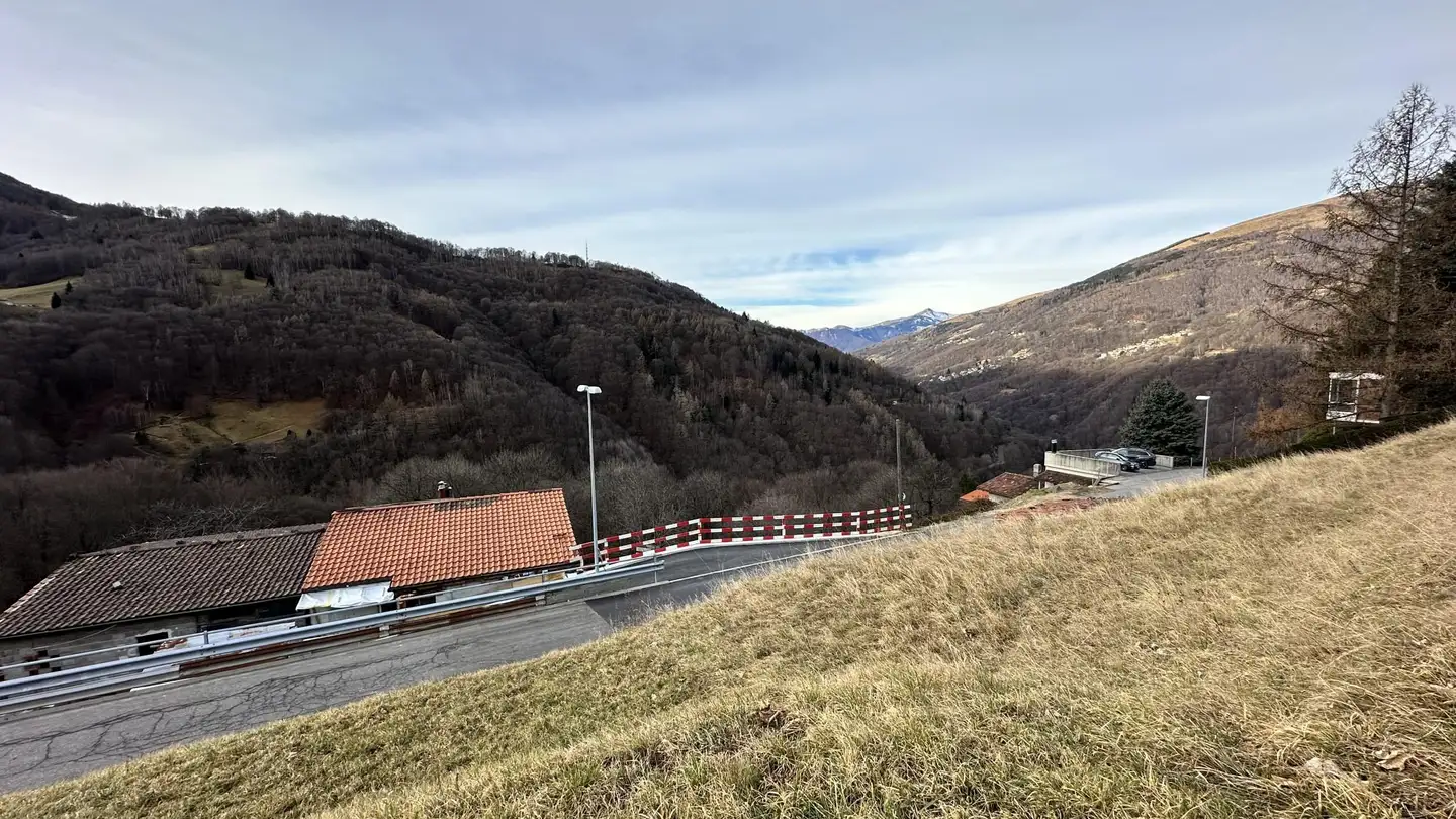 Terreno edificabile commerciale in vendita - 6959 Certara - Photo 3