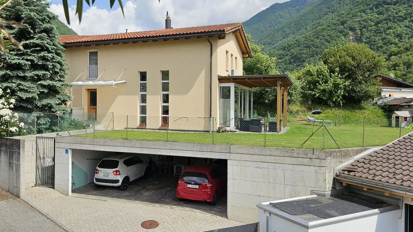 Einfamilienhaus kaufen - 6512 Giubiasco