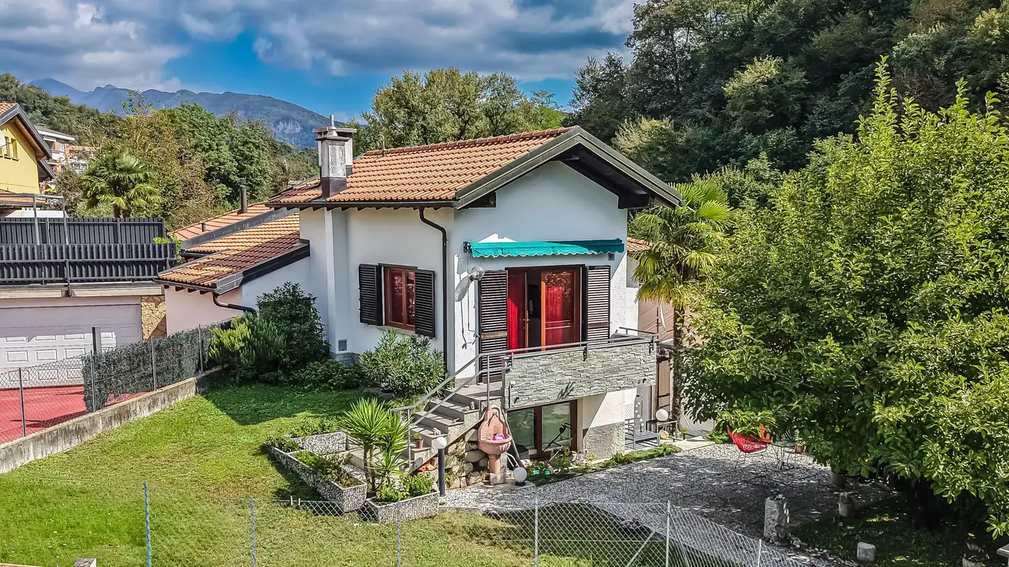 Maison individuelle à vendre - 6864 Arzo