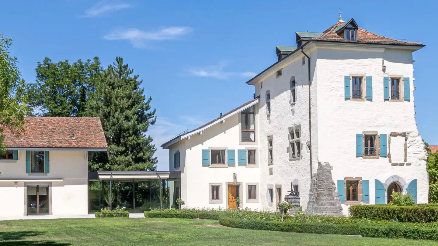 Castle for sale - 1244 Choulex