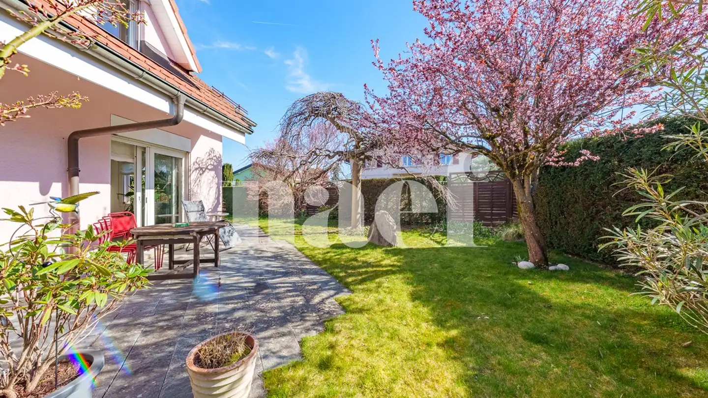 Semi-detached house for sale - 1196 Gland - Photo 2