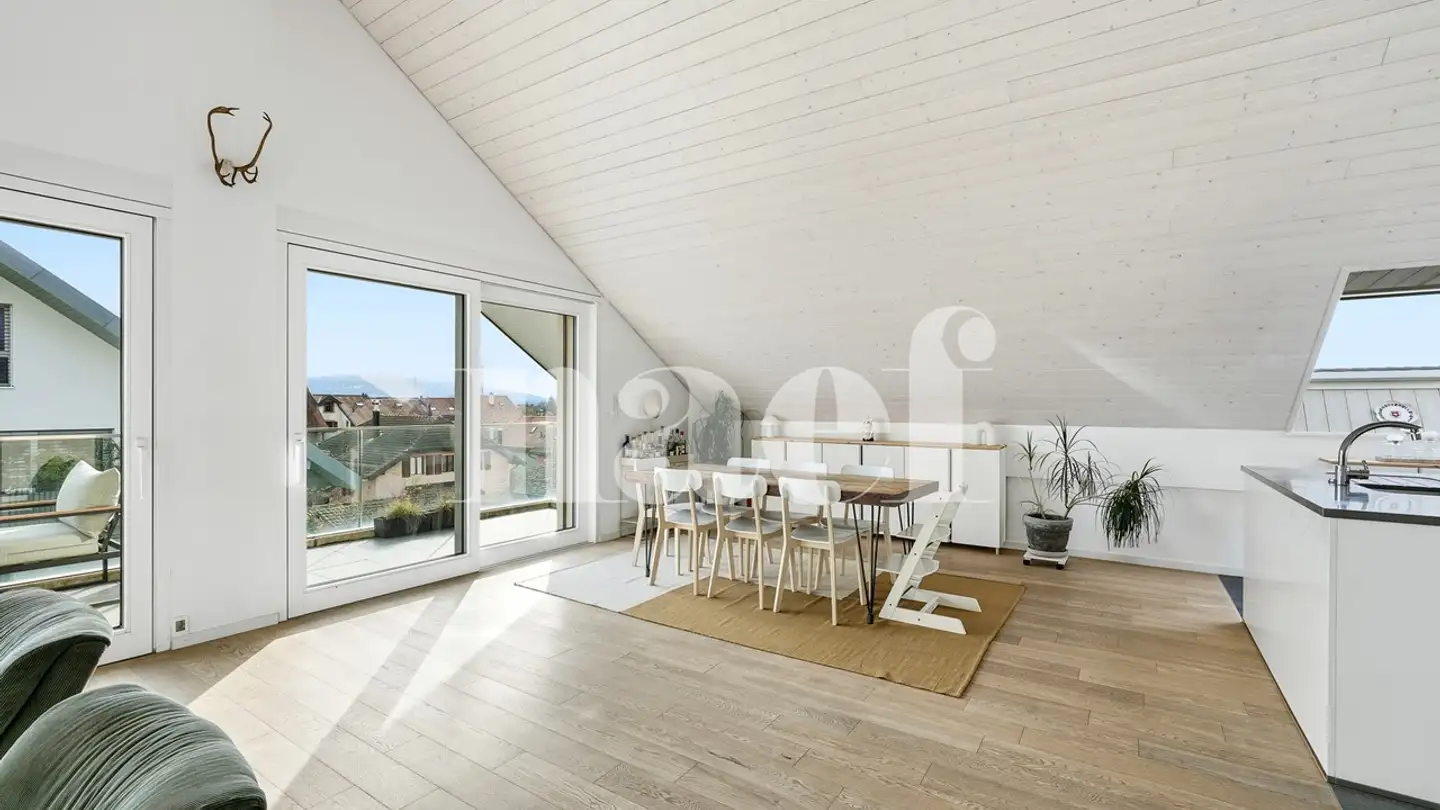Penthouse for sale - 1262 Eysins
