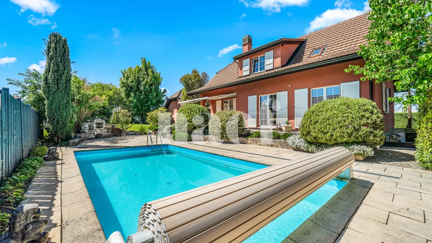 Villa for sale - 1740 Neyruz FR