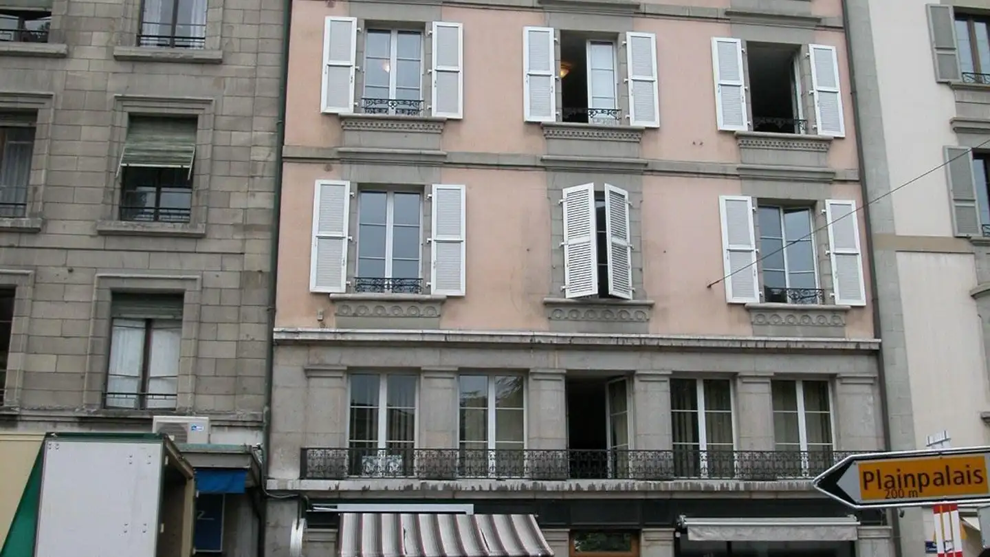 Appartement à louer - Rue Du Conseil-Général 8, 1205 Genève