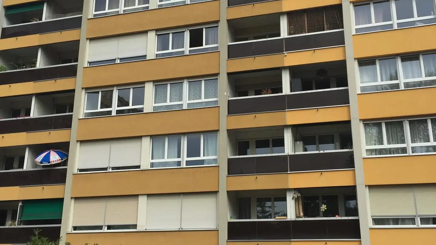 Covered parking space for rent - Promenade Des Champs-Fréchets 26, 1217 Meyrin
