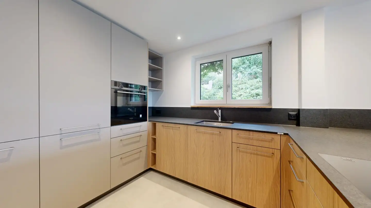 Apartment for sale - 1093 La Conversion - Photo 3