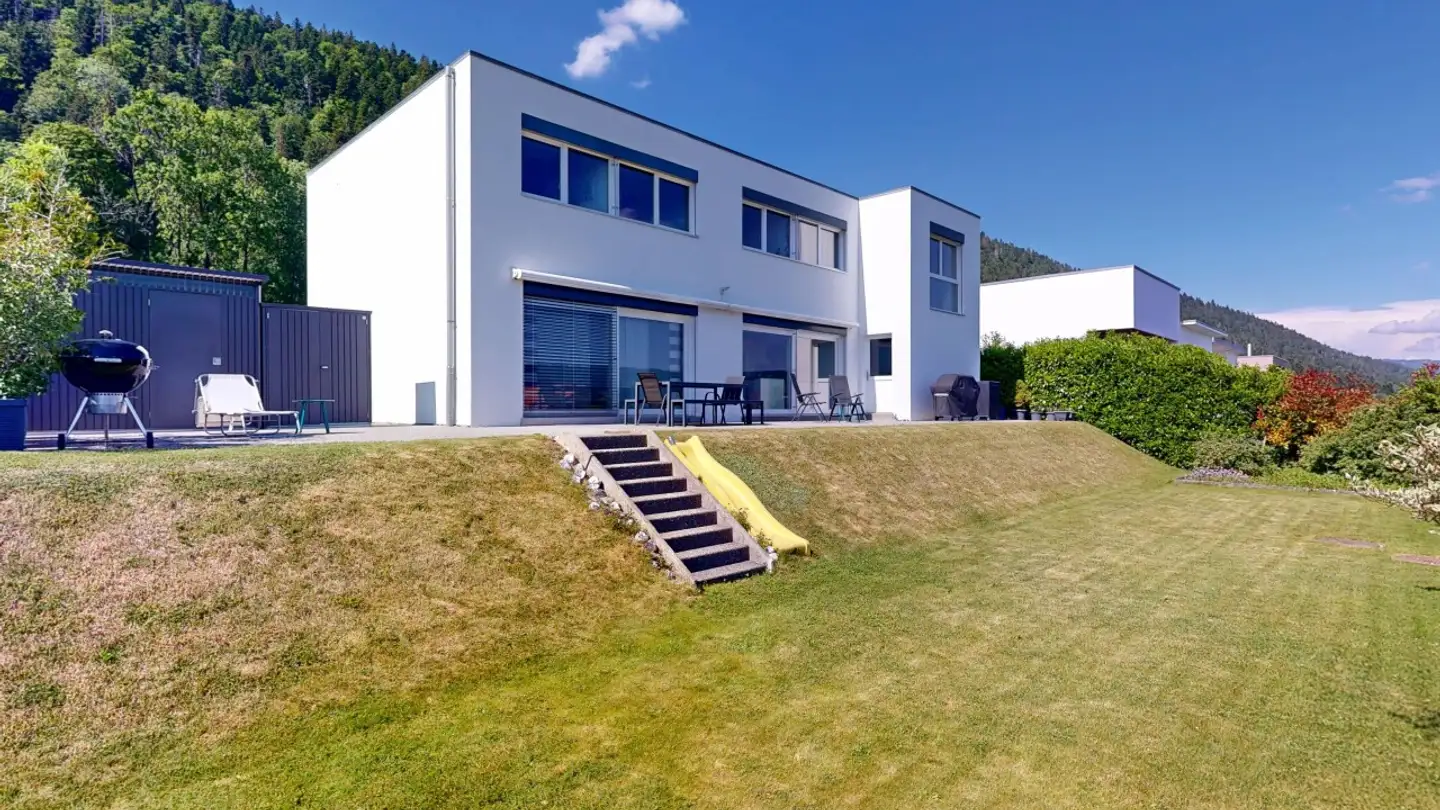 Single house for sale - 2053 Cernier
