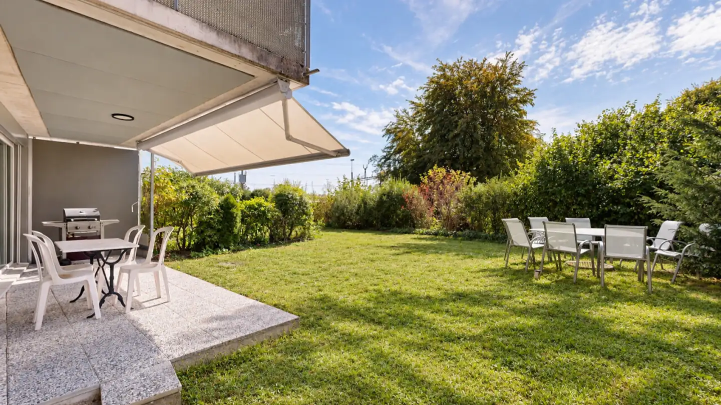 Appartamento in vendita - 2087 Cornaux NE