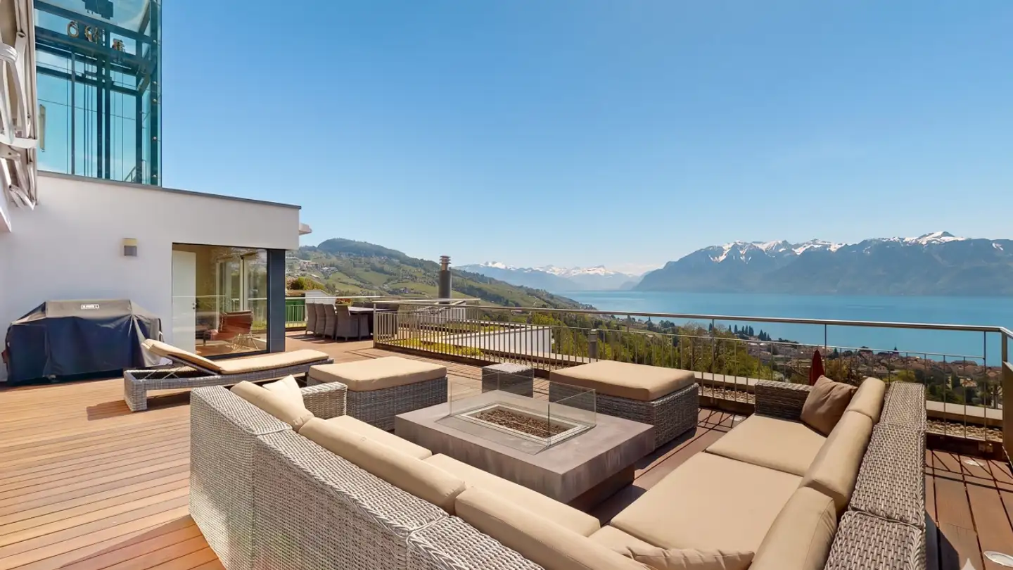 Stepped apartment for sale - 1093 La Conversion