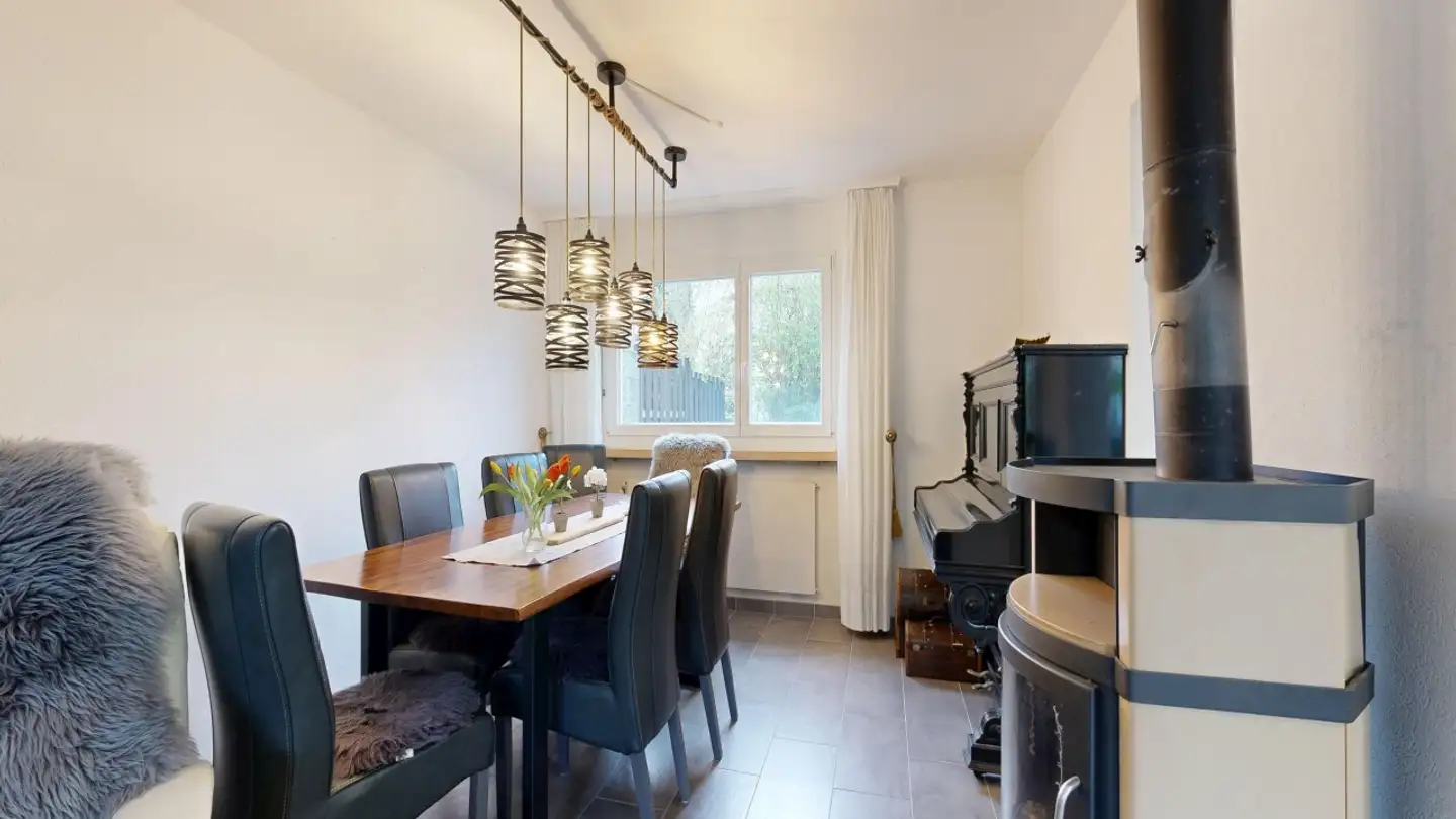 Row house for sale - 4147 Aesch BL - Photo 3