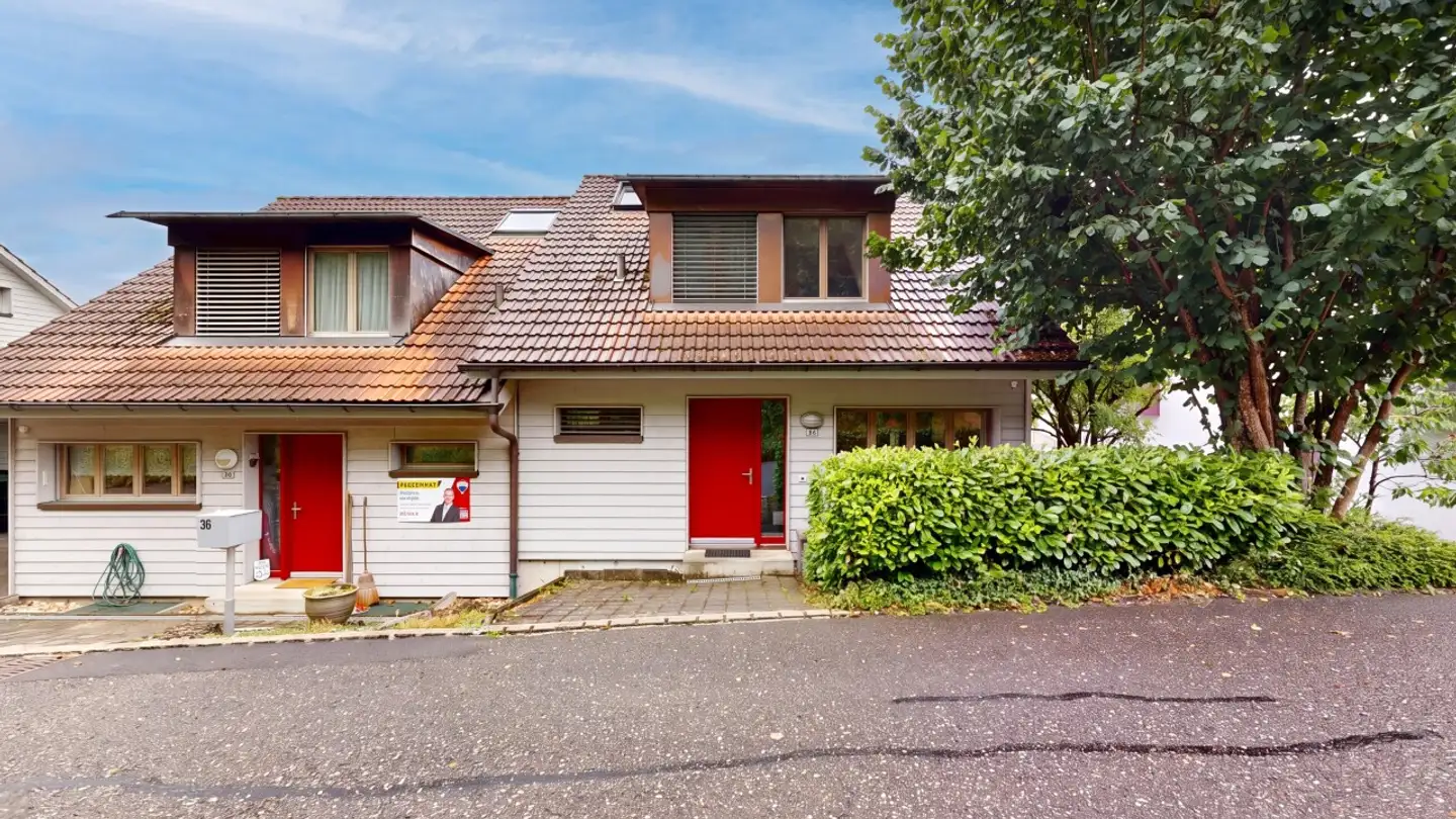 Row house for sale - 4419 Lupsingen