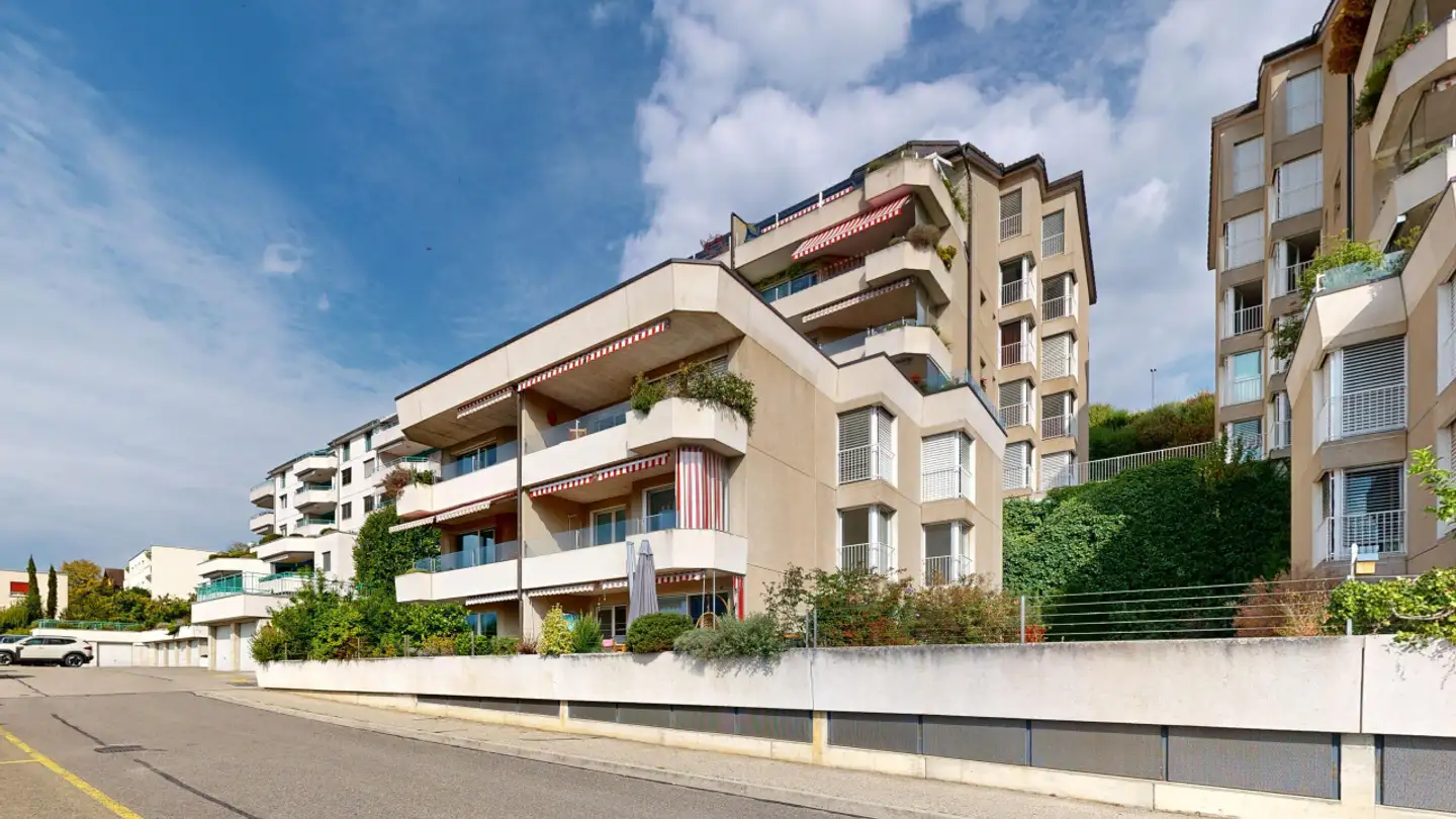 Appartamento in vendita - 2068 Hauterive NE
