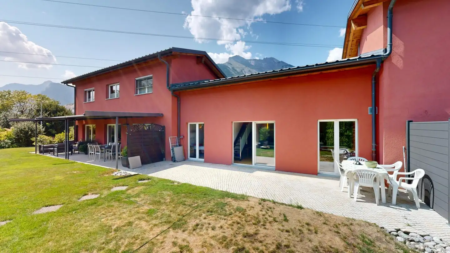 Row house for sale - 1957 Ardon