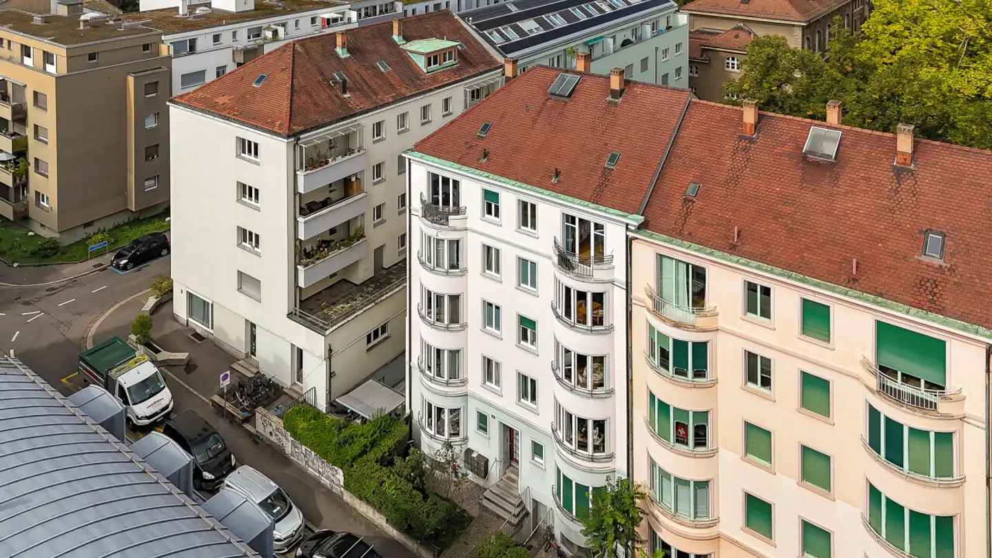 Mixed-use building for sale - 4055 Basel - Photo 2