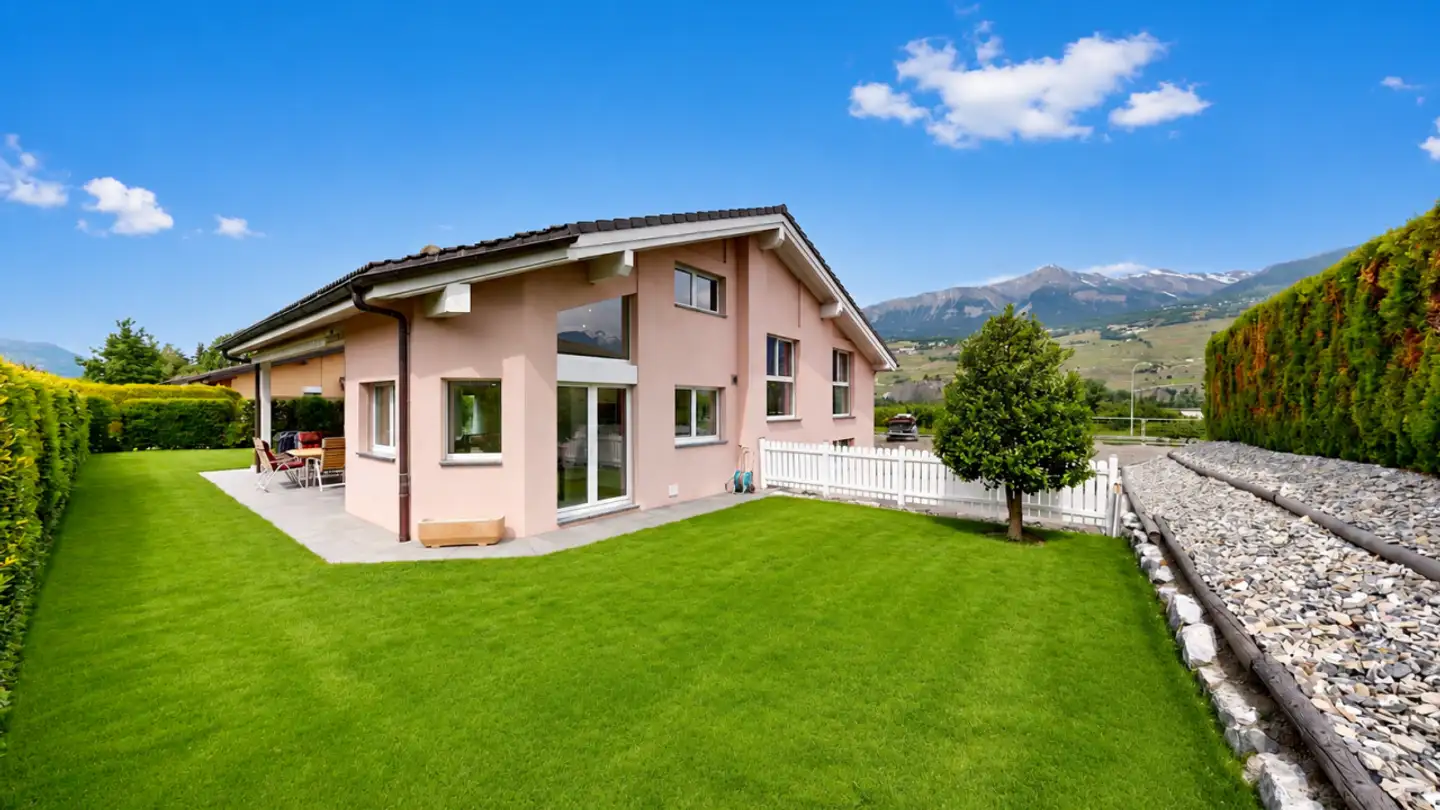 Single house for sale - 1967 Bramois