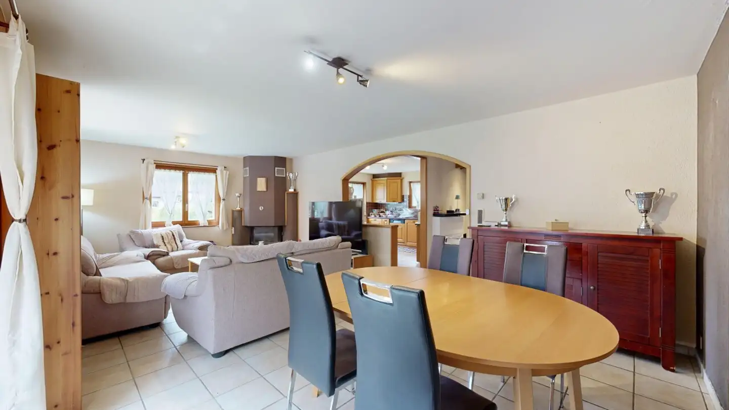 Row house for sale - 1903 Collonges - Photo 3
