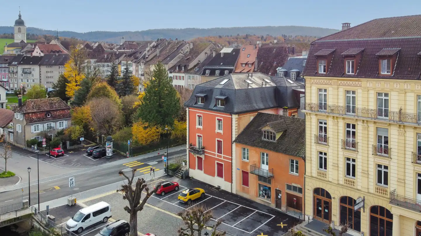 Mixed-use building for sale - 2900 Porrentruy