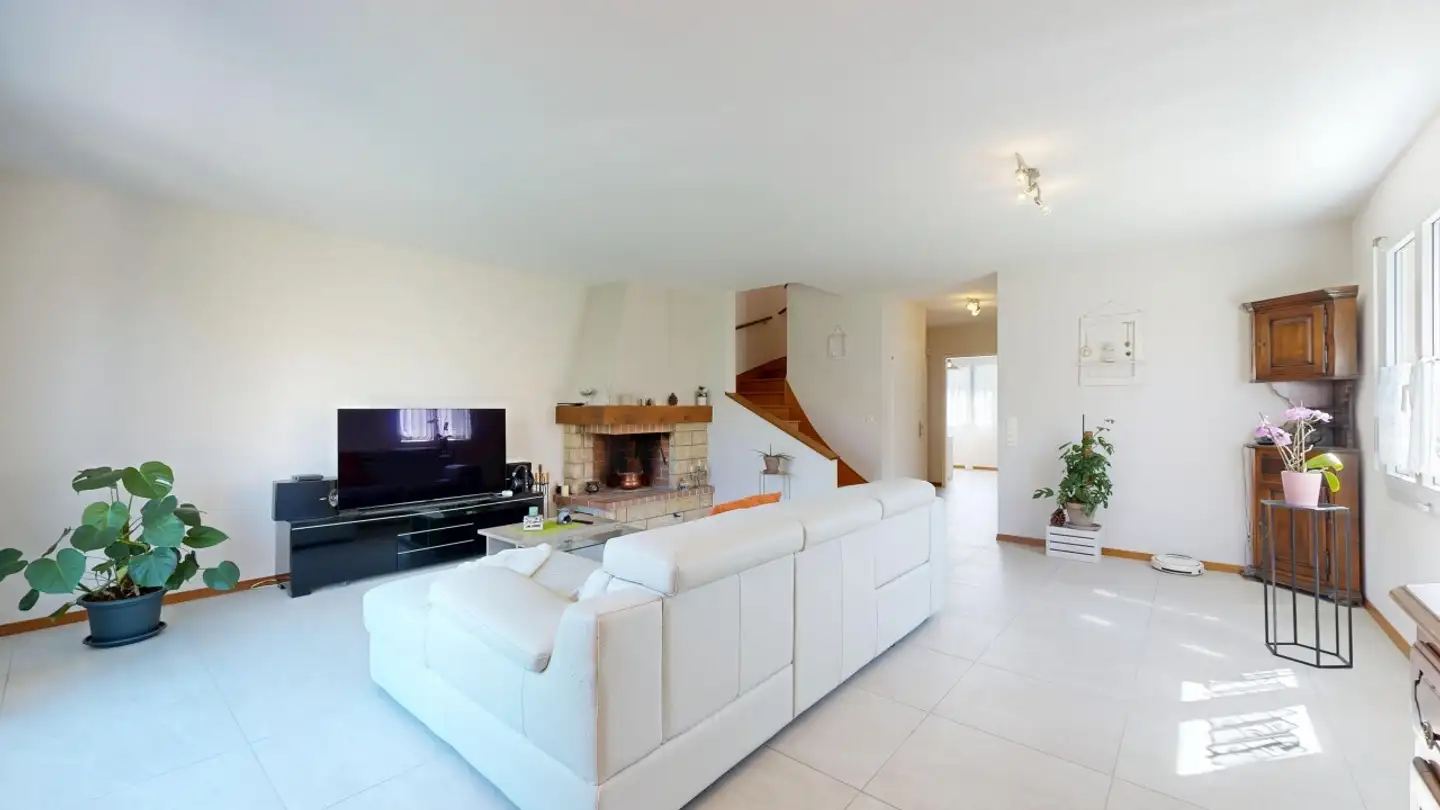 Row house for sale - 1196 Gland - Photo 3