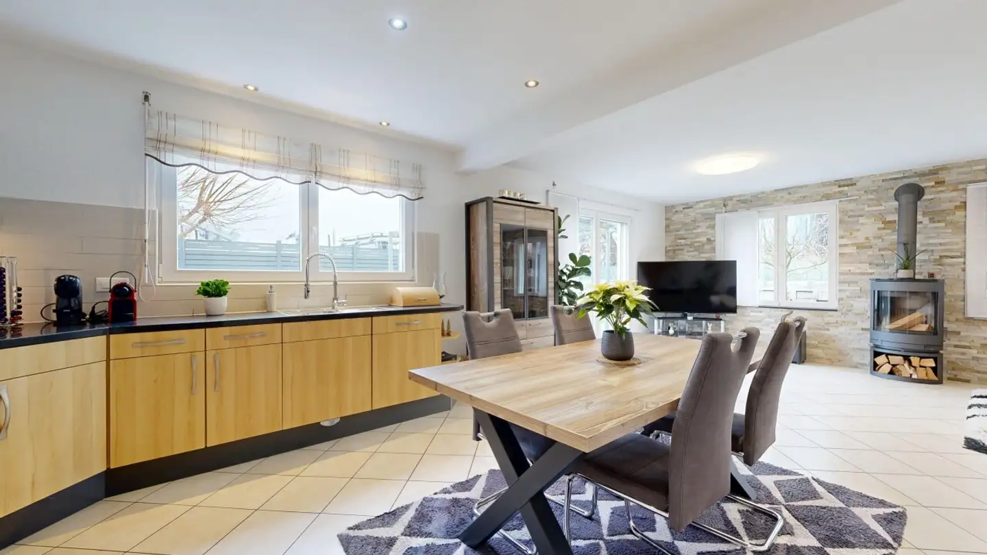 Row house for sale - 2043 Boudevilliers