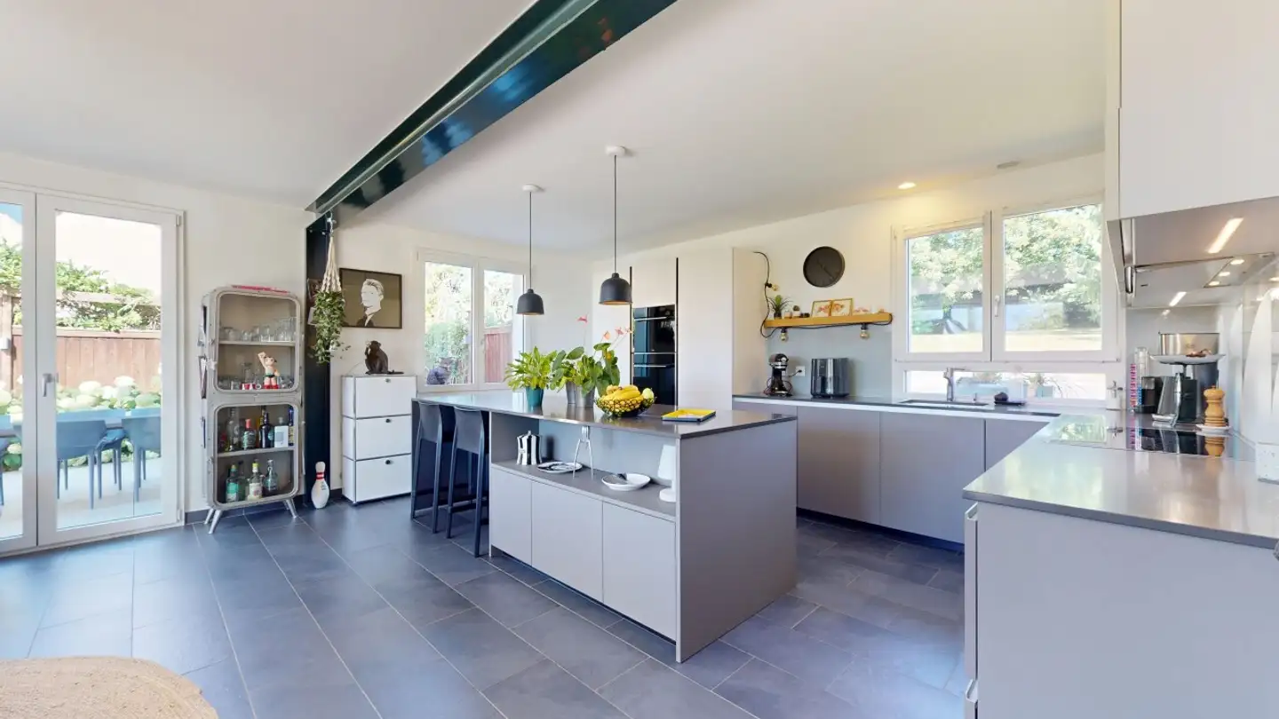 Single house for sale - 1422 Grandson - Photo 3