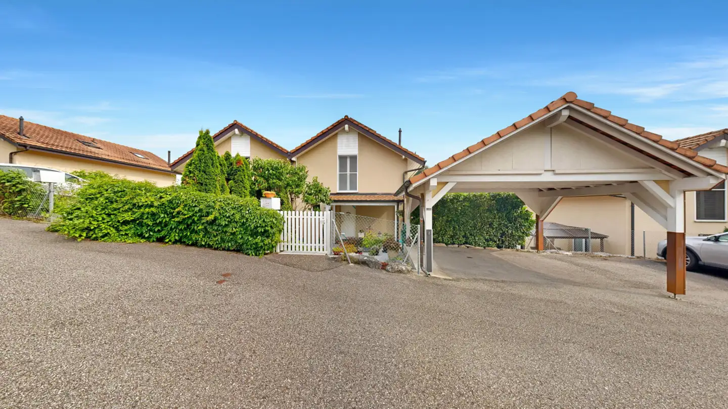 Row house for sale - 1350 Orbe - Photo 4