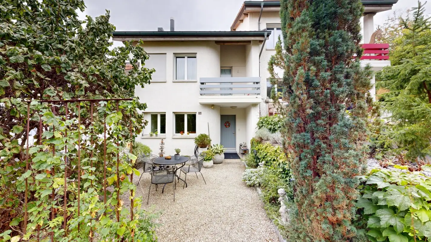 Row house for sale - 9545 Wängi