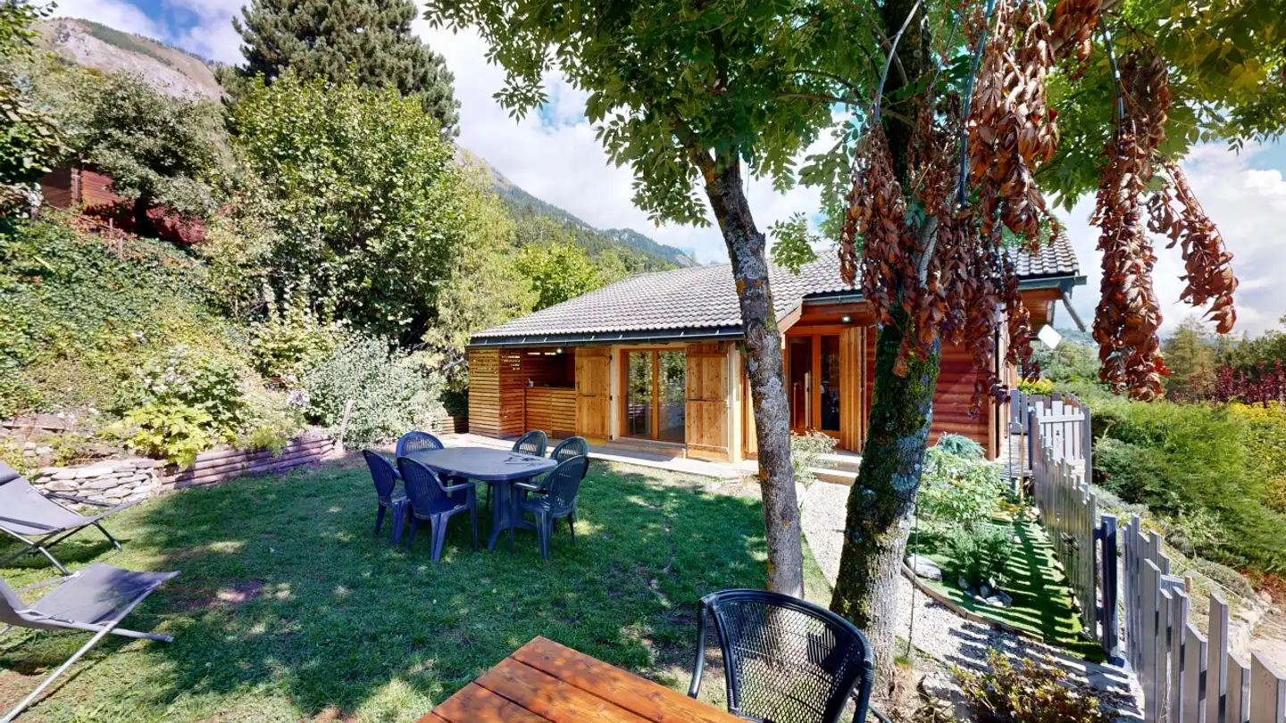 Chalet for sale - 1965 Savièse