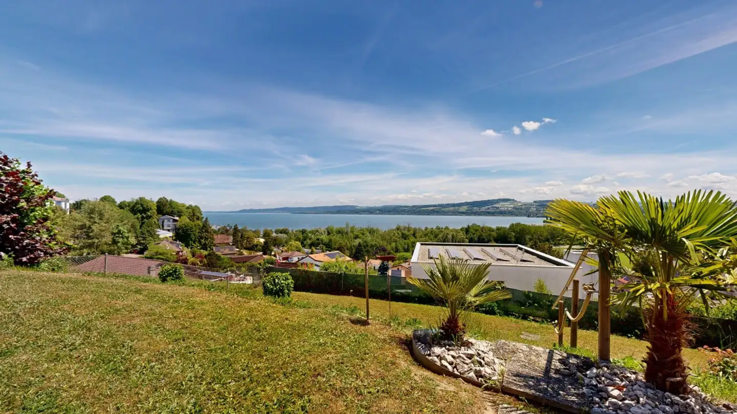 Single house for sale - 1422 Grandson - Photo 2
