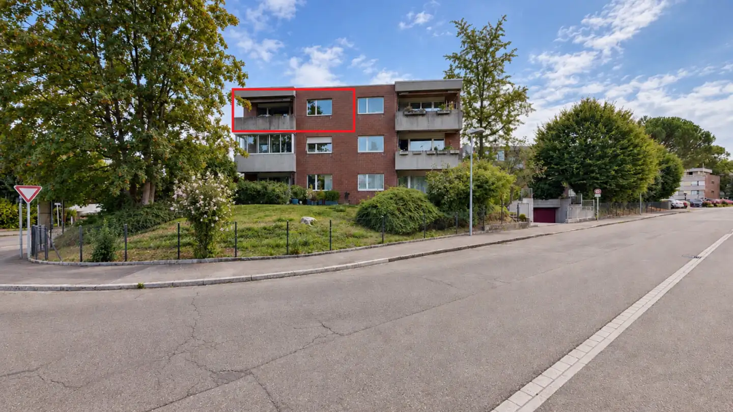 Dachgeschosswohnung kaufen - 4123 Allschwil