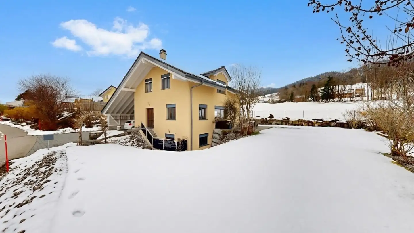 Single house for sale - 1623 Semsales